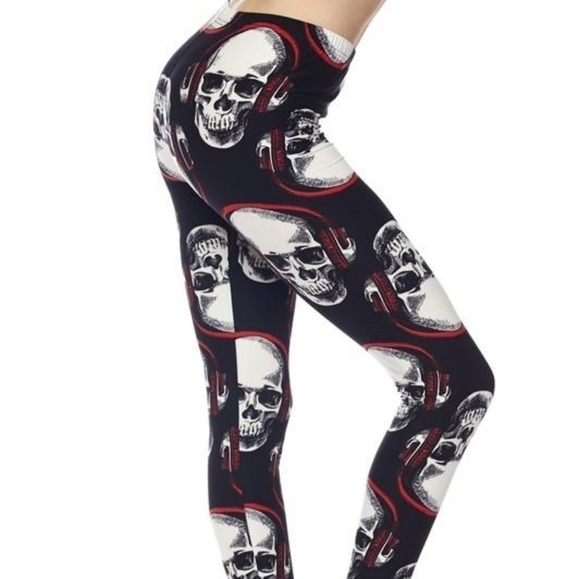 LEGGINGS DEPOT Black & Red Skulls  Full Length Leggings Size 18 NWT - Picture 1 of 5